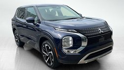 2023 Mitsubishi Outlander SE