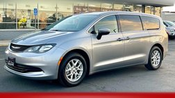 2020 Chrysler Voyager LX
