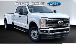 2026 Ford Super Duty F-350 XLT