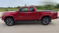 2017 Toyota Tacoma TRD Sport