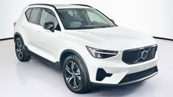 2024 Volvo XC40 B5 Core Dark