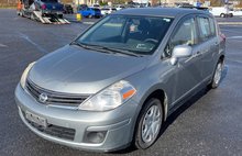 2011 Nissan Versa 1.8 S