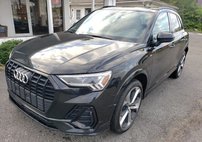 2022 Audi Q3 quattro S line Prem Plus 45 TFSI