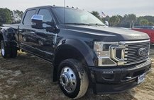 2022 Ford F-450 Super Duty Limited