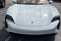 2022 Porsche Taycan GTS