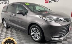 2023 Toyota Sienna Limited 7-Passenger