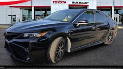 2022 Toyota Camry Hybrid SE