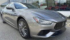 2022 Maserati Ghibli Modena Q4