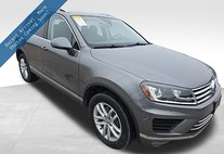 2016 Volkswagen Touareg Sport