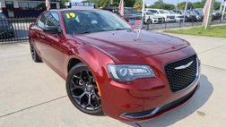 2019 Chrysler 300 Touring