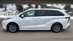 2022 Toyota Sienna XLE