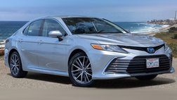 2023 Toyota Camry Hybrid XLE