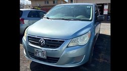 2010 Volkswagen Routan S