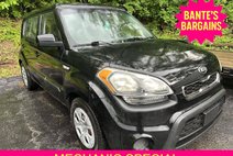 2013 Kia Soul Base