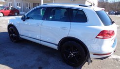 2017 Volkswagen Touareg V6 Wolfsburg