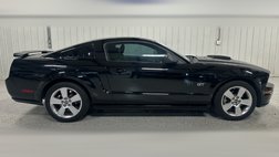 2006 Ford Mustang GT Deluxe