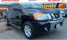 2013 Nissan Titan SV