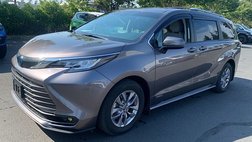 2021 Toyota Sienna LE 8-Passenger