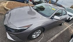2023 Hyundai Elantra SE