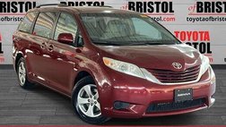 2015 Toyota Sienna LE 7-Passenger Auto Access Seat