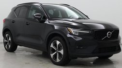 2024 Volvo XC40 B5 Plus Dark Theme