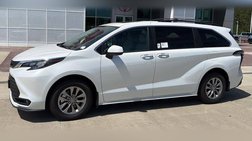 2025 Toyota Sienna XLE