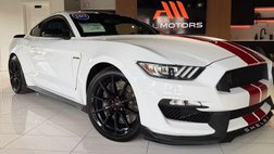 2017 Ford Mustang Fastback RWD