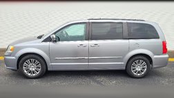 2014 Chrysler Town and Country 