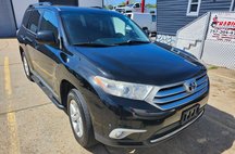 2013 Toyota Highlander SE