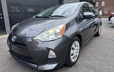 2013 Toyota Prius c Three