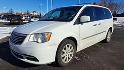 2016 Chrysler Town and Country Touring