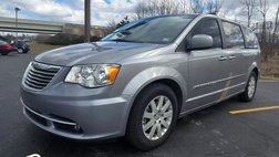 2016 Chrysler Town and Country Touring