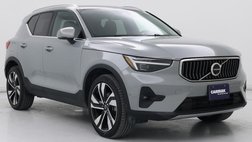 2024 Volvo XC40 B5 Plus Bright Theme