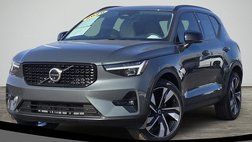 2026 Volvo XC40 B5 Plus