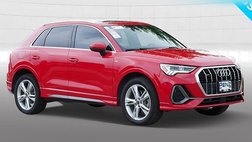 2022 Audi Q3 quattro S line Prem Plus 45 TFSI