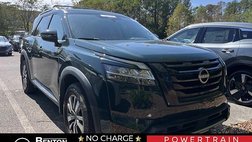 2022 Nissan Pathfinder SL