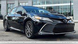2023 Toyota Camry Hybrid XLE