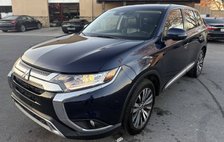 2020 Mitsubishi Outlander SE