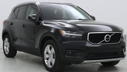 2022 Volvo XC40 T5 Momentum