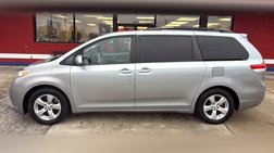 2014 Toyota Sienna LE