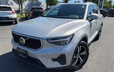 2023 Volvo XC40 B5 Core
