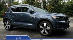 2021 Volvo XC40 T5 Momentum