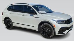 2022 Volkswagen Tiguan SE R-Line Black