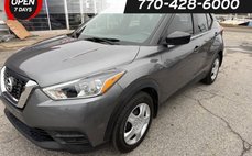 2019 Nissan Kicks S