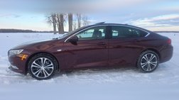 2018 Buick Regal Sportback Essence