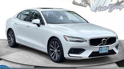 2021 Volvo S60 T5 Momentum