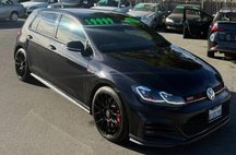 2020 Volkswagen Golf GTI SE