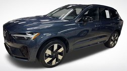 2025 Volvo XC60 T8 Plus Dark Theme