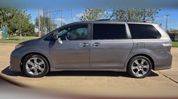 2014 Toyota Sienna SE 8-Passenger