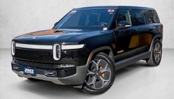 2023 Rivian R1S Adventure